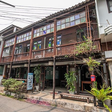 Micasa Hotell Chiang Mai Exteriör bild