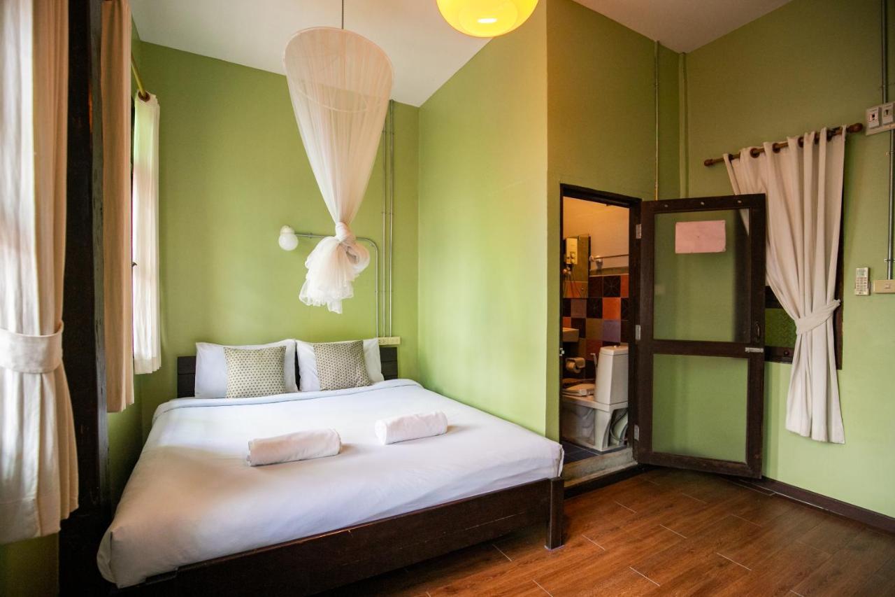 Micasa Hotell Chiang Mai Exteriör bild